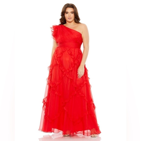 Mac Duggal Dresses & Skirts - MacDuggal RUFFLED ONE SHOULDER RUCHED GOWN